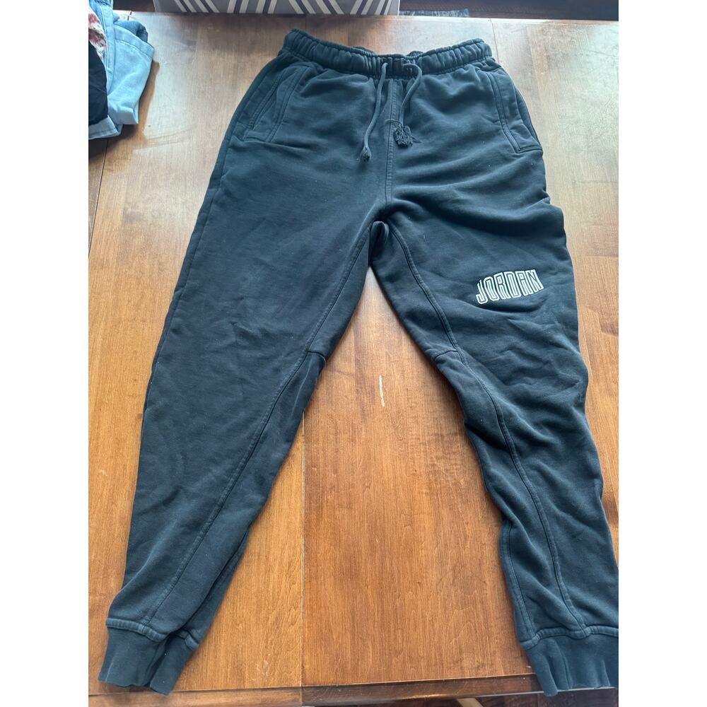 Nike Jordan Jumpman Small Black Fleece Jogger Sweatpants Est. 1985 Arch Logo